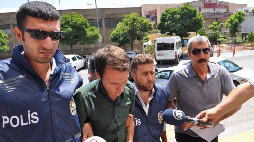 Eşinin cesediyle 3 gün yaşamış!