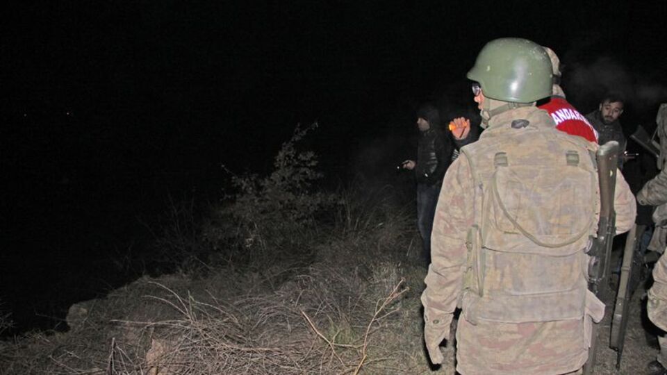 Evden oyun oynamak için çıkan 2 çocuk kayboldu