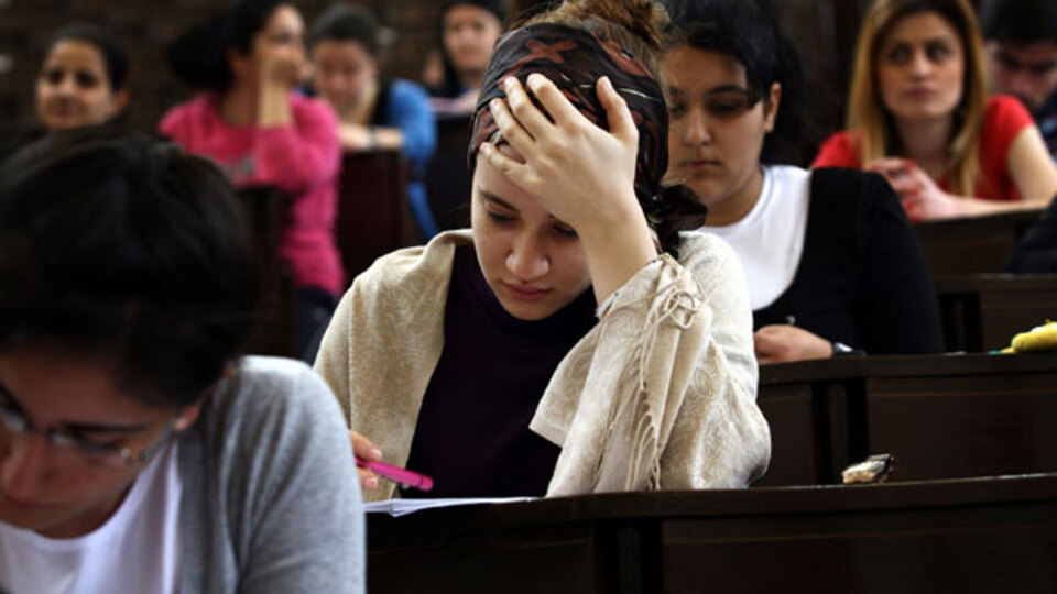 2010'dan sonraki tüm sınavlara büyük gözaltı!