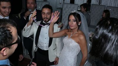 G.Saraylı futbolcunun eşi bakın kim çıktı