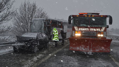TEM'de feci kaza: 3 ölü