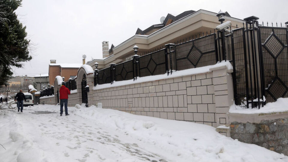 İstanbul'da 'tasma' cinayeti!