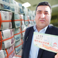 Büyük ikramiyeyi tek rakamla kaçırdı