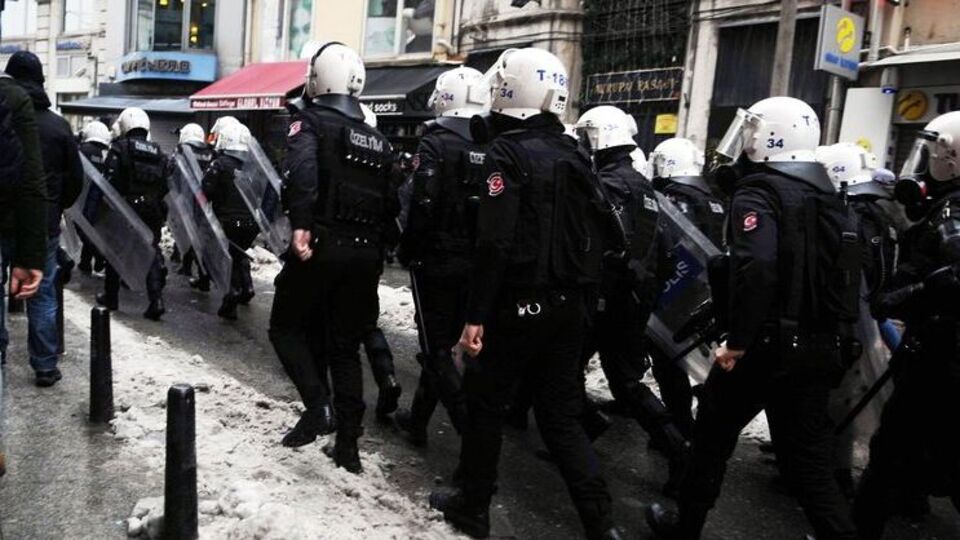 Galatasaray Meydanı'nda polis müdahalesi