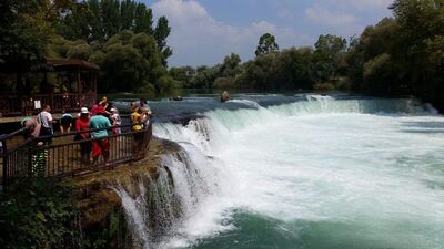 Ünlü şelale kara parçasına döndü