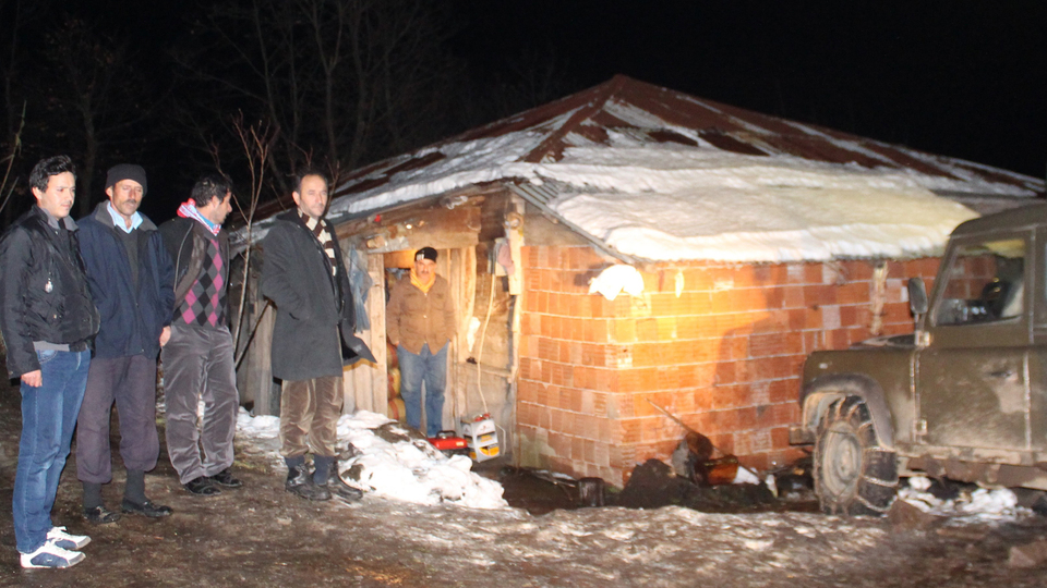 Şehidin evi için Davutoğlu'ndan talimat