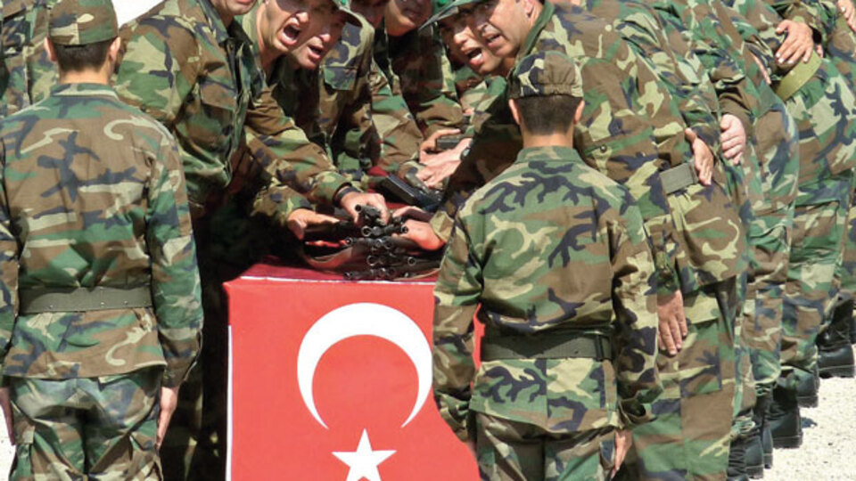 Bin Euro'ya bedelli askerlik!