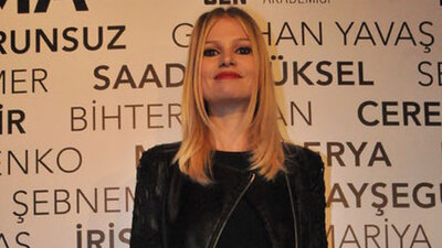 Mankenliğe geri dönüyor