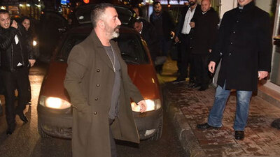 Cem Yılmaz'ın son gözdesi o spiker!