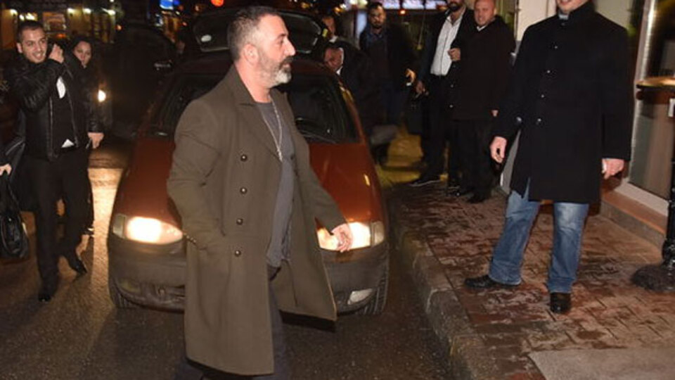 Cem Yılmaz'ın son gözdesi o spiker!