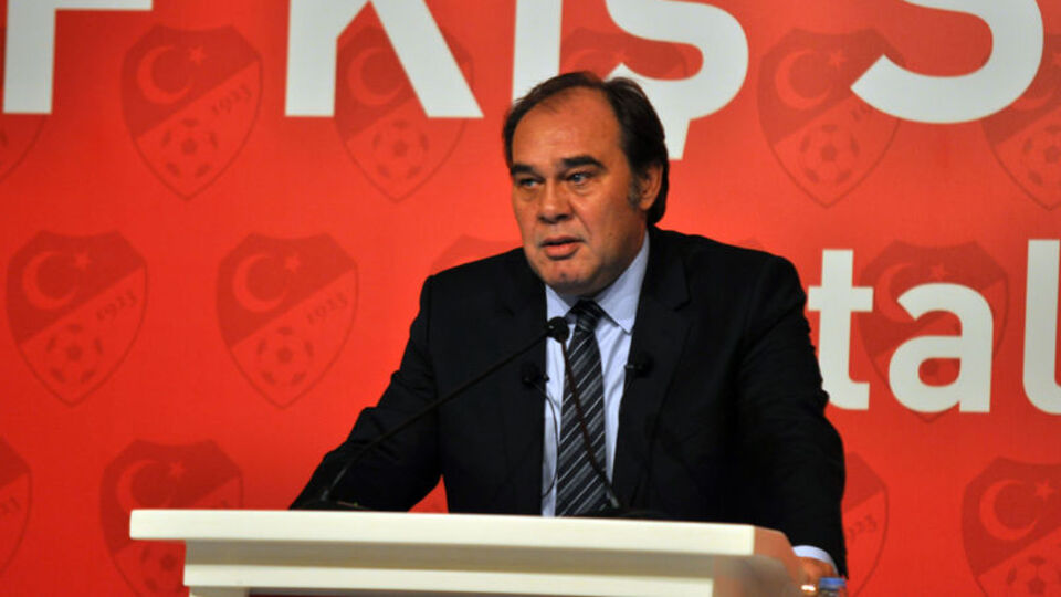 "Yabancı hakem istemek ihanettir"