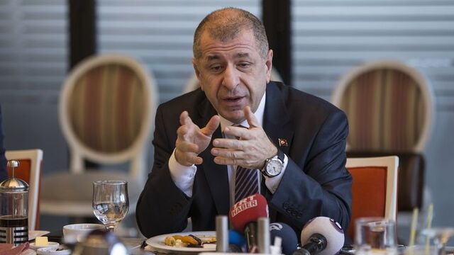 MHP'li Özdağ: Akıncı herkesi dışlıyor
