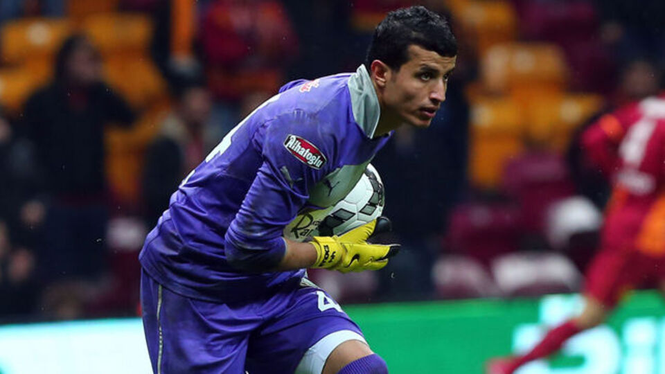 Akhisar'da ayrılık!