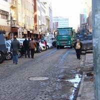 Sur'da hendekler böyle kapatılıyor