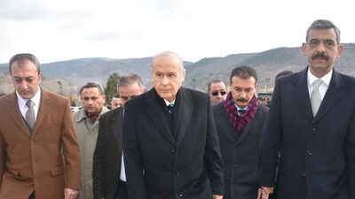 MHP kampında gündem anayasa