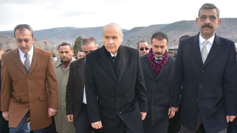 MHP kampında gündem anayasa