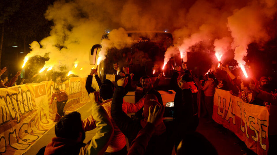 Umut Bulut'a küfürlü tepki