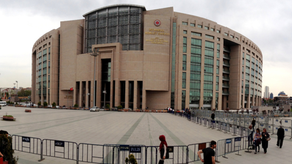 İstanbul Adliyesi'nde büyük değişiklik! Kritik davalara o bakacak