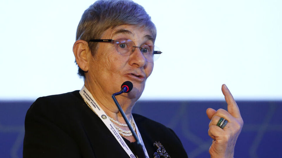 Prof. Dr. Karatay, "İletişim Yolu ile Dolandırıcılık" Çalıştayı'nda konuştu