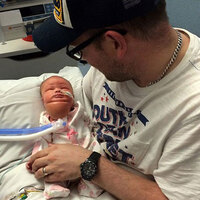 Babasını hüngür hüngür ağlattı!