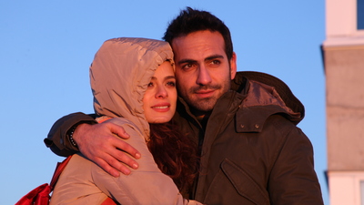 Şaziment sakız gibi yapıştı!