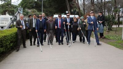 Engellileri anlamak için empati kurdular!