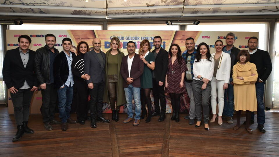 Güldür Güldür geliyorlar