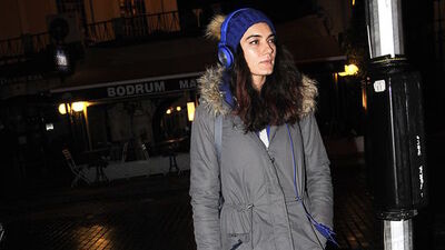 Köpeğiyle birlikte terapi turunda