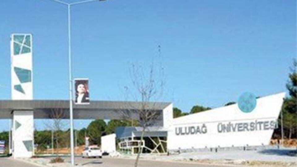 Bursa´da 3 akademisyene gözaltı