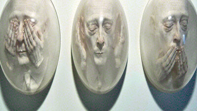 'Dergi değil sergi'