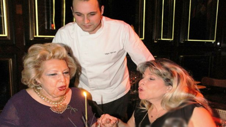 Doğum günlerini birlikte kutladılar