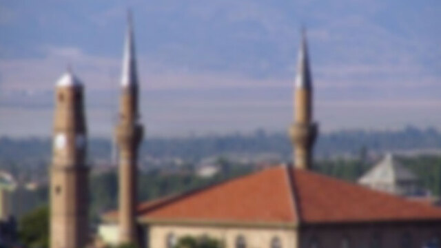 Yanlış sela ilçeyi karıştırdı!