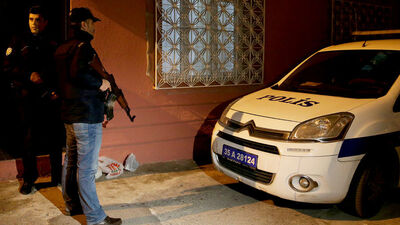 İzmir'de terör operasyonu: 7 gözaltı