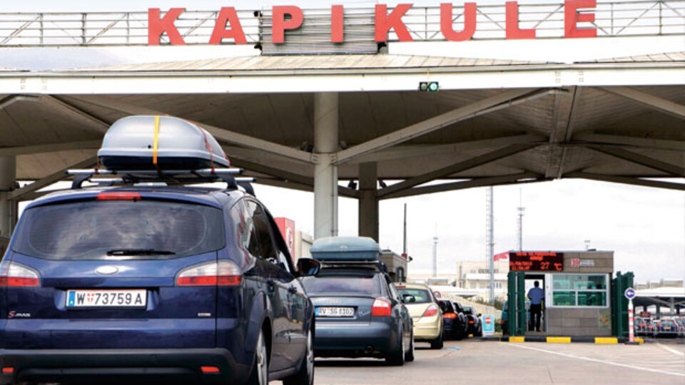 Köprü ve otoyollarda bedava geçiş tartışması