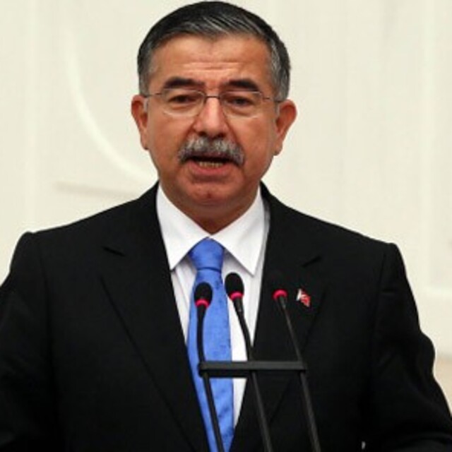 Kamışlı'daki Rusya iddialarına hükümetten iki açıklama