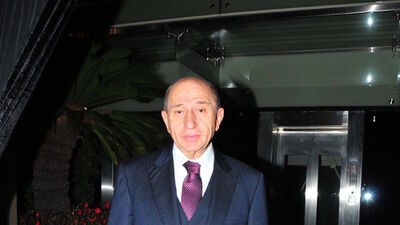 Nihat Özdemir kimdir?