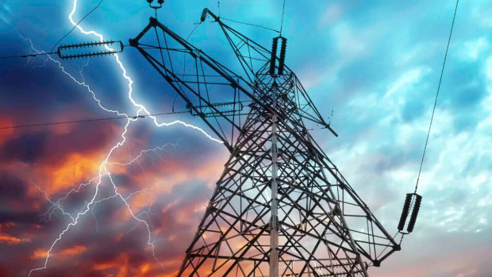 Elektriği yine kayıp kaçak çarptı!