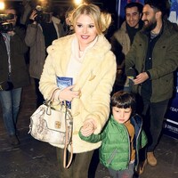 "Oğlum yanımdayken konuşmam!"