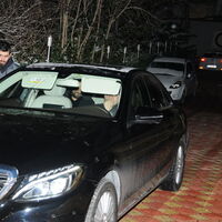 Tarkan stüdyoda sabahlıyor