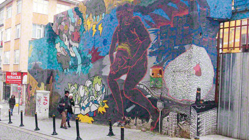 Kadıköy'de duvarlar tuval oldu