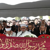 Koç ile o camii hakkında bilinmeyen detay