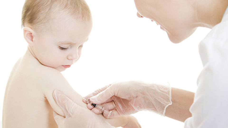 "Menenjit aşısının rutin uygulanması" önerisi