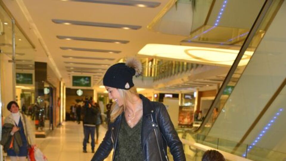 Oğullarının enerjisi Çağla'yı yordu