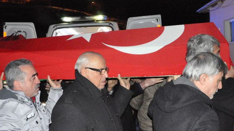 Kamer Genç'e Tunceli'de veda