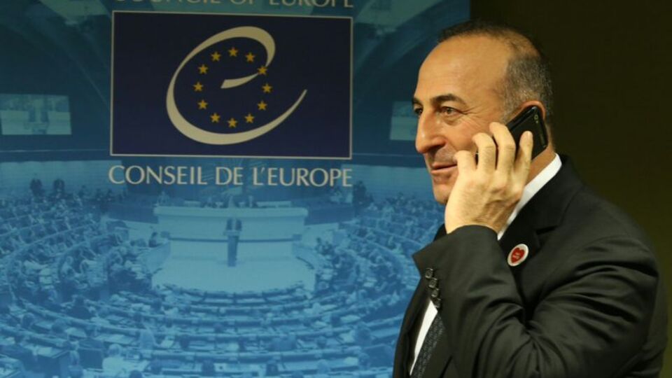 Çavuşoğlu'ndan ABD ve İngiltere'ye kritik telefon!