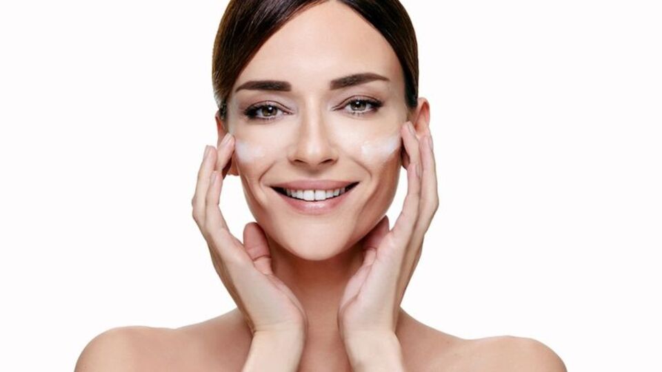 Makyajsız iyi görünmenin 4 sırrı!