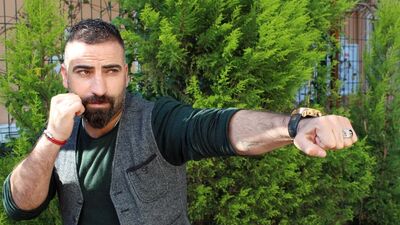 Dolandırıcılar sert kayaya çarptı