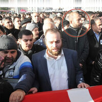 Cenazesinde o da vardı!