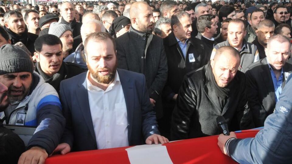 Cenazesinde o da vardı!