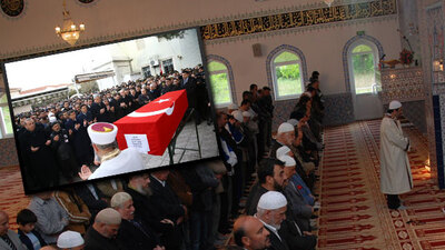 Kıbleyi hizalama timi!